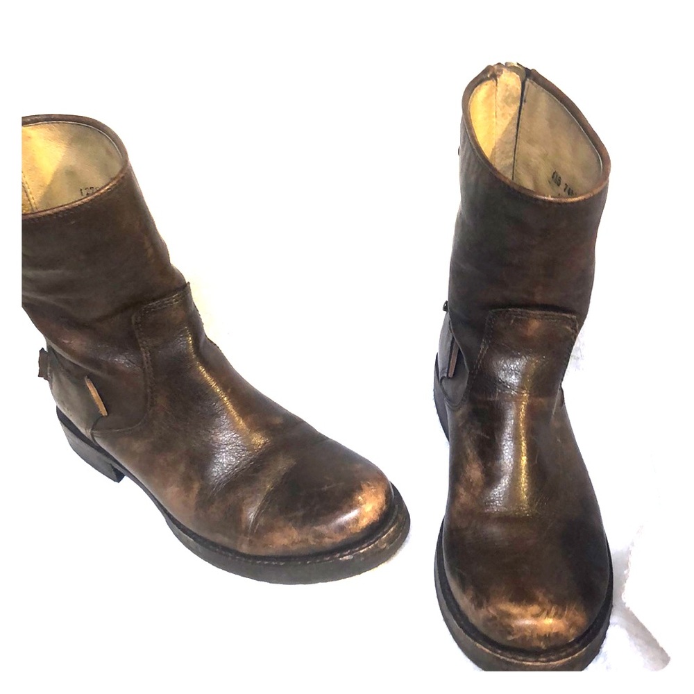 Boots FRYE